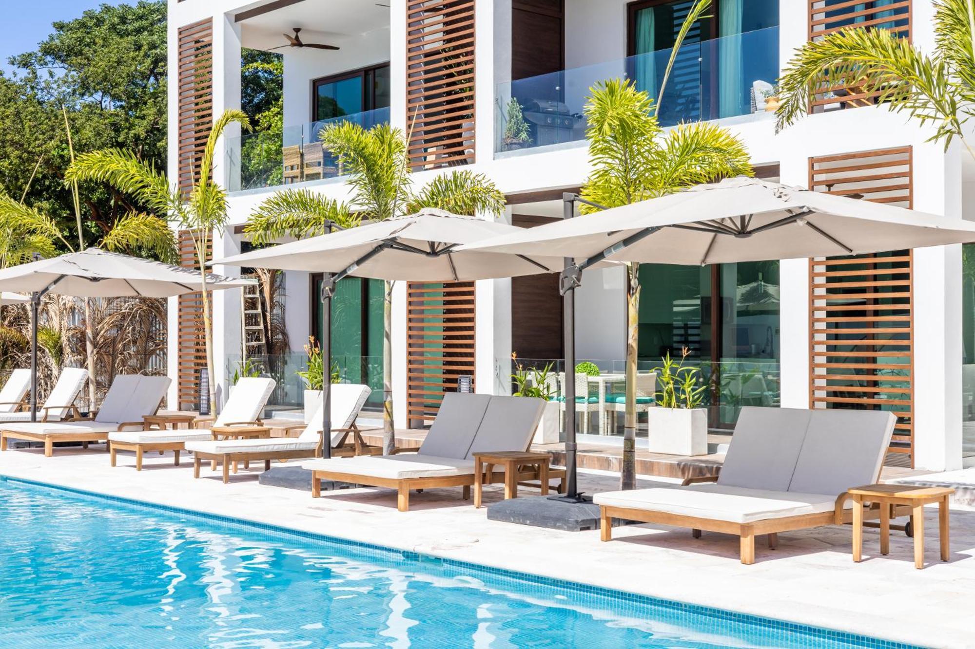 Acqua Di Mare Resort West Bay Ngoại thất bức ảnh