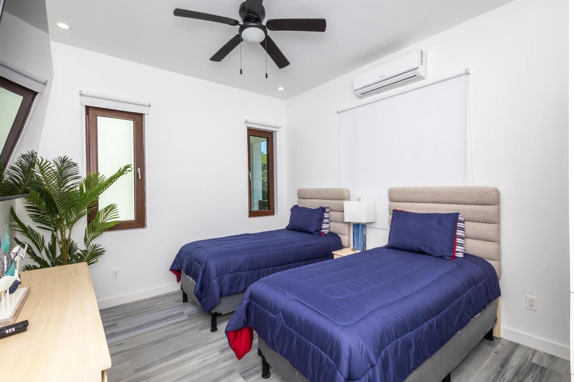 Acqua Di Mare Resort West Bay Ngoại thất bức ảnh